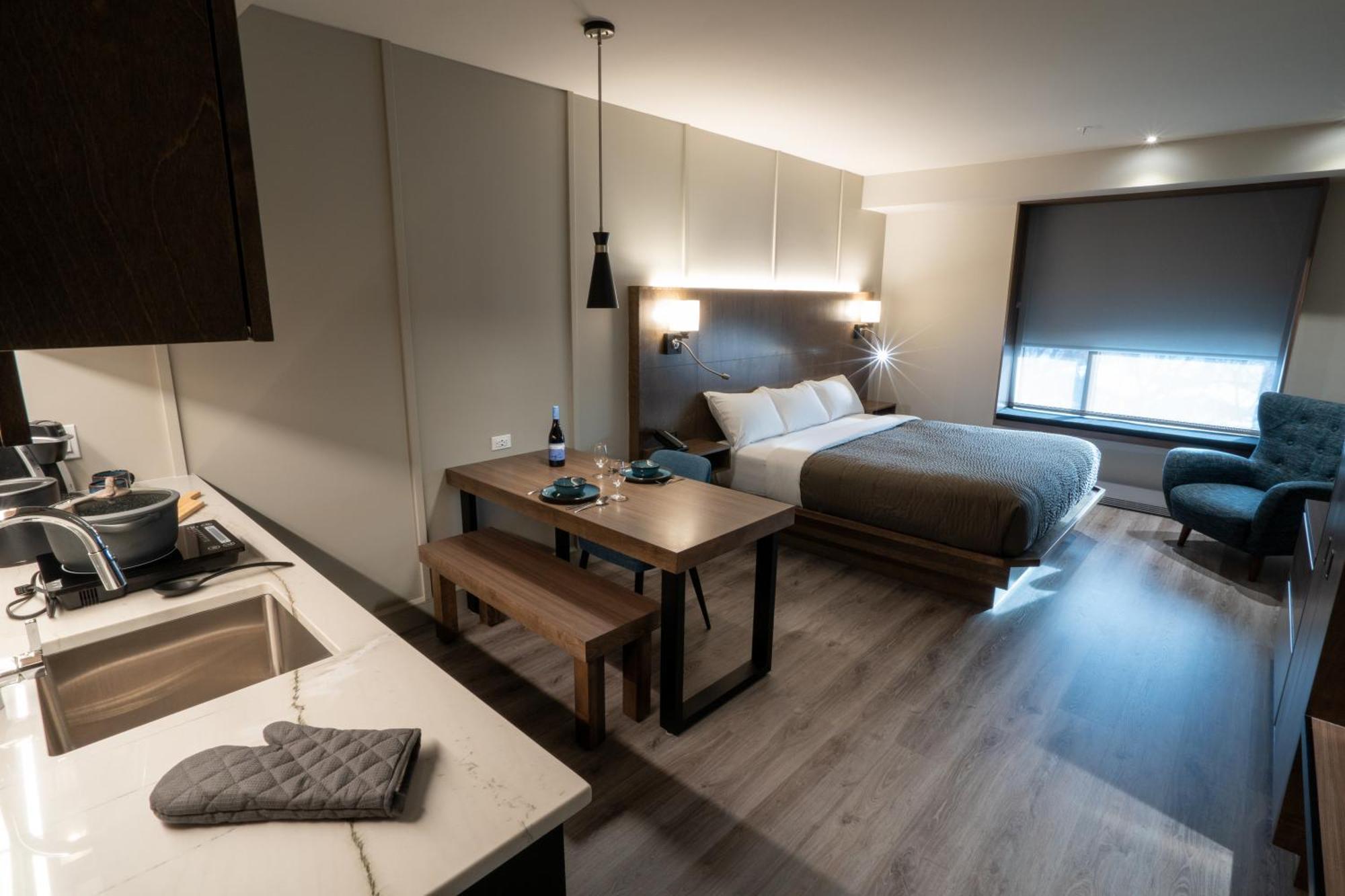 Hotel & Suites Normandin 리바이스 외부 사진